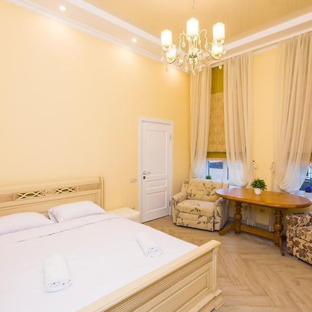 Avangard On Sholom Aleikhem St 7 Apart Apartment Lviv Exterior photo